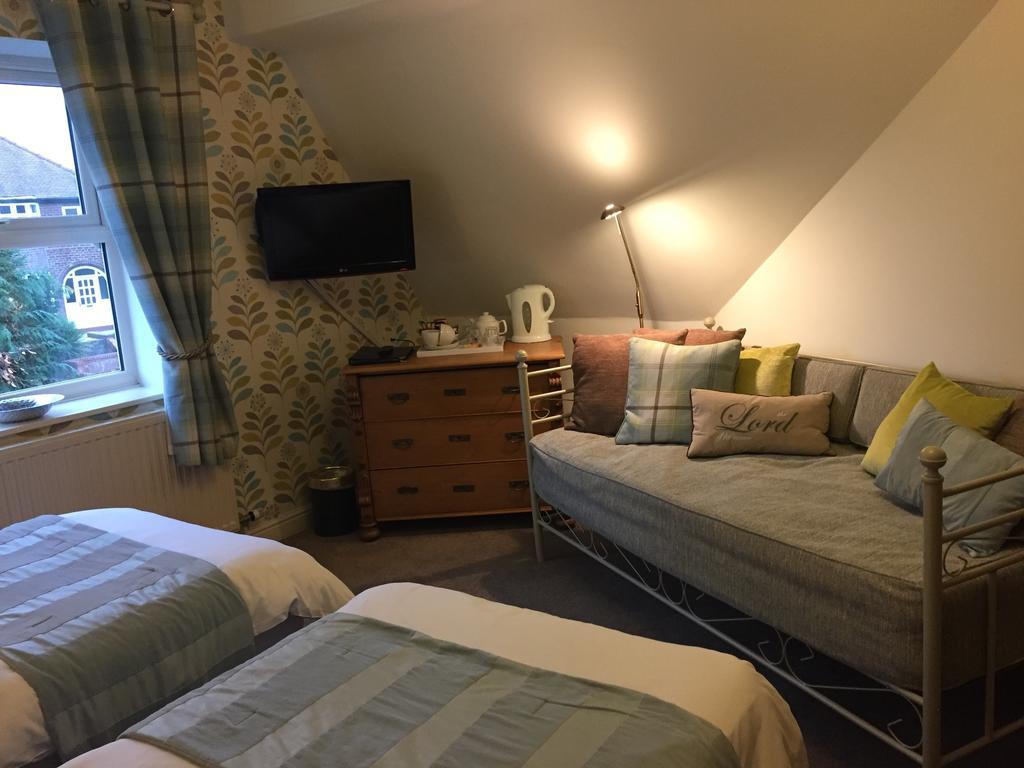 Bishops Guest Accommodation York Kamer foto