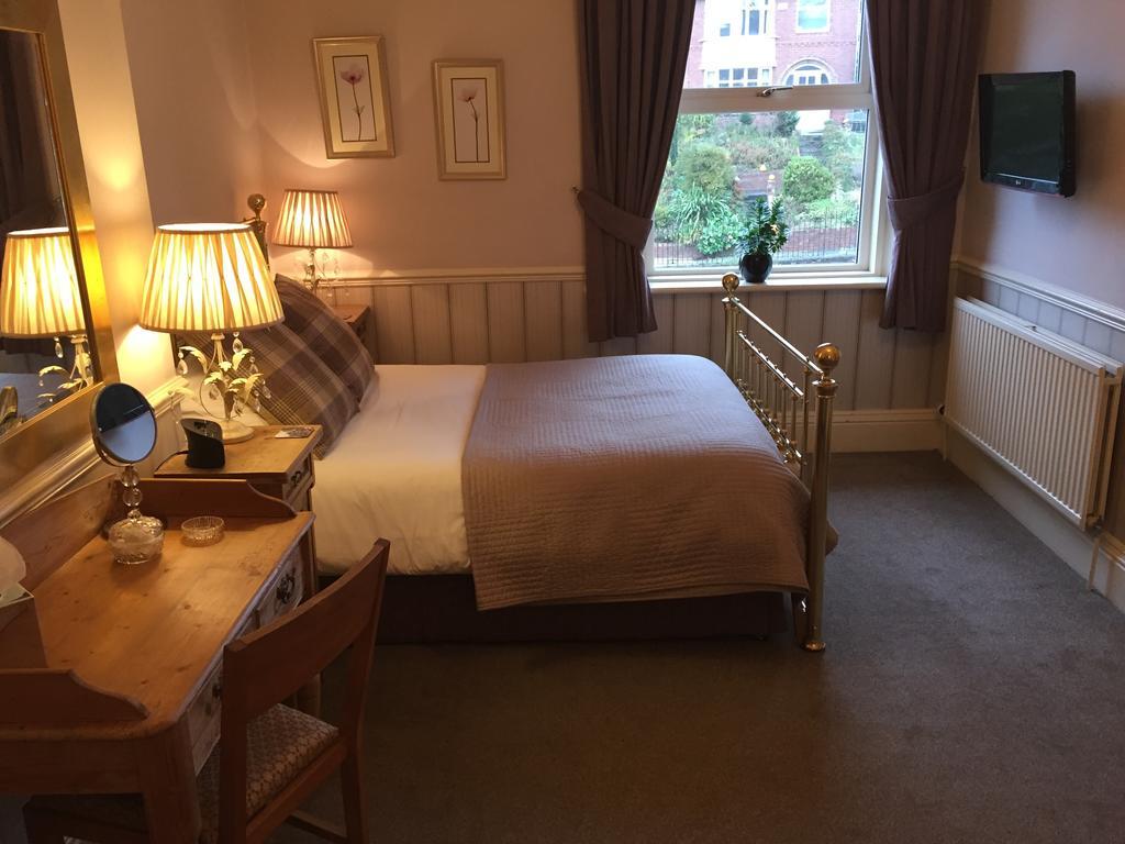 Bishops Guest Accommodation York Kamer foto