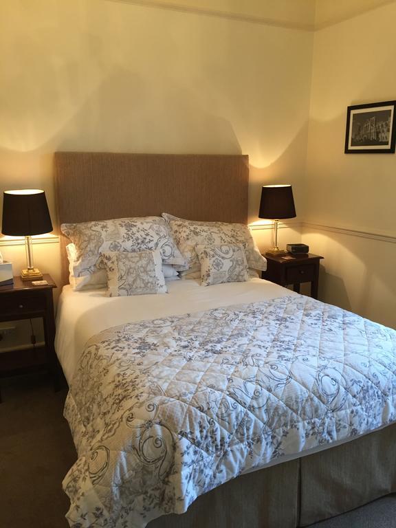 Bishops Guest Accommodation York Kamer foto