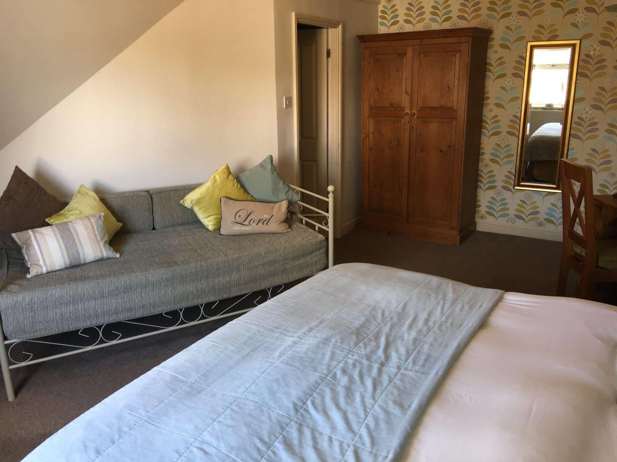Bishops Guest Accommodation York Buitenkant foto