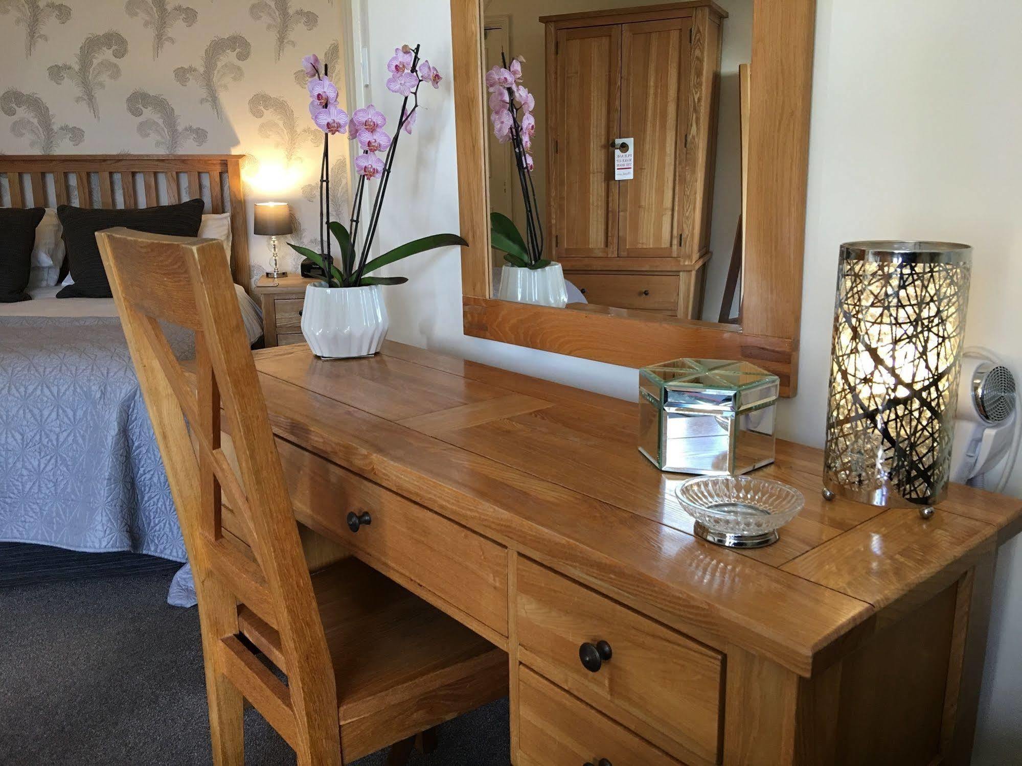 Bishops Guest Accommodation York Buitenkant foto