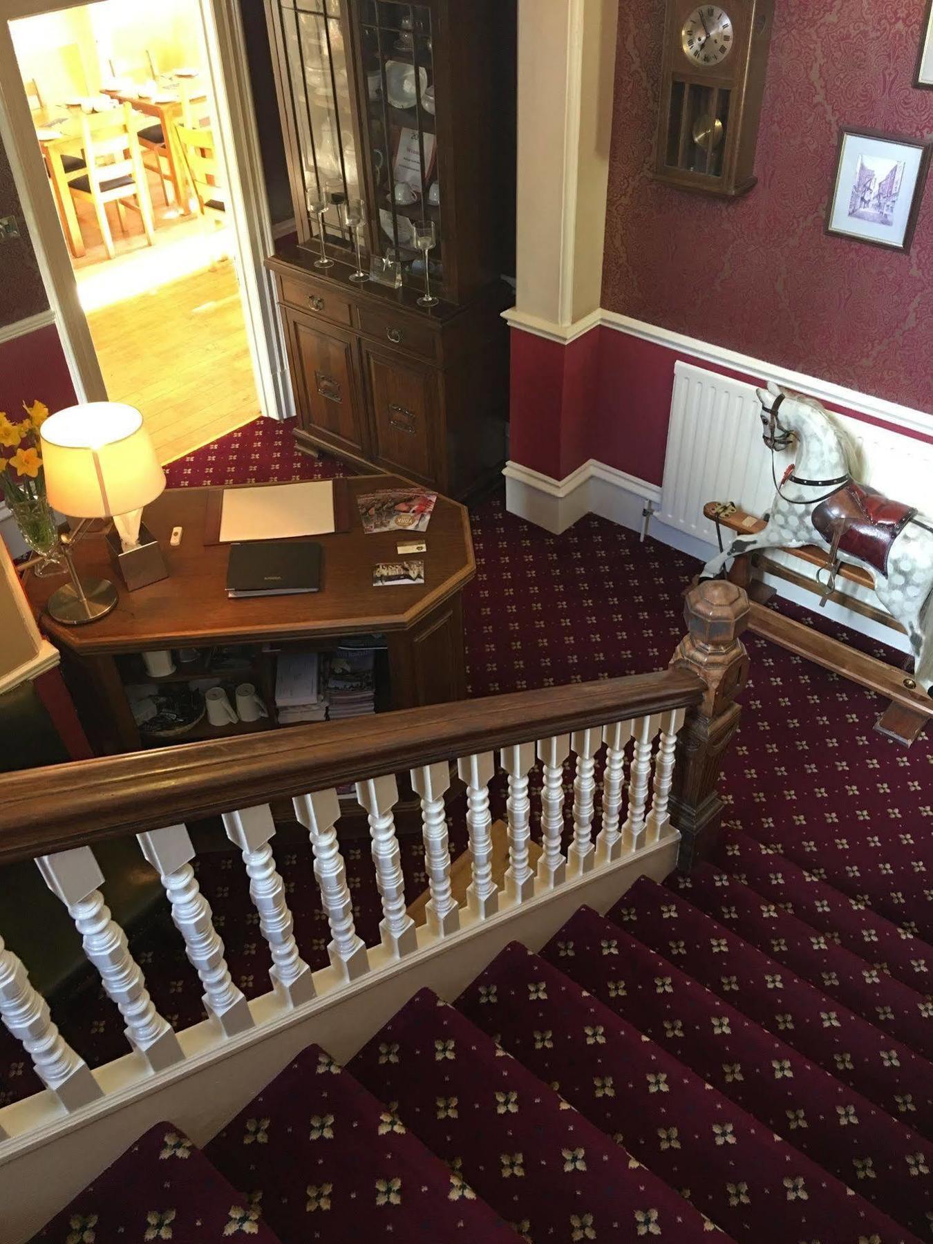 Bishops Guest Accommodation York Buitenkant foto