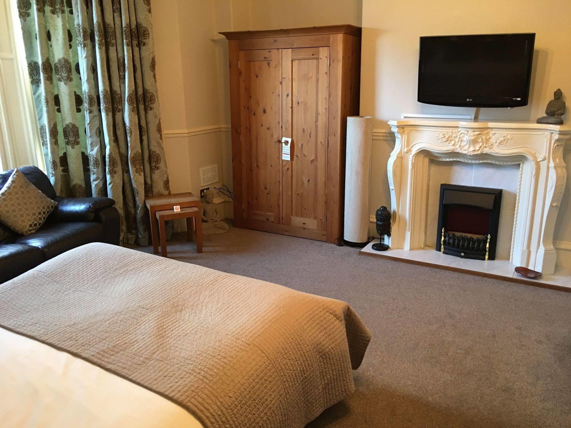 Bishops Guest Accommodation York Buitenkant foto