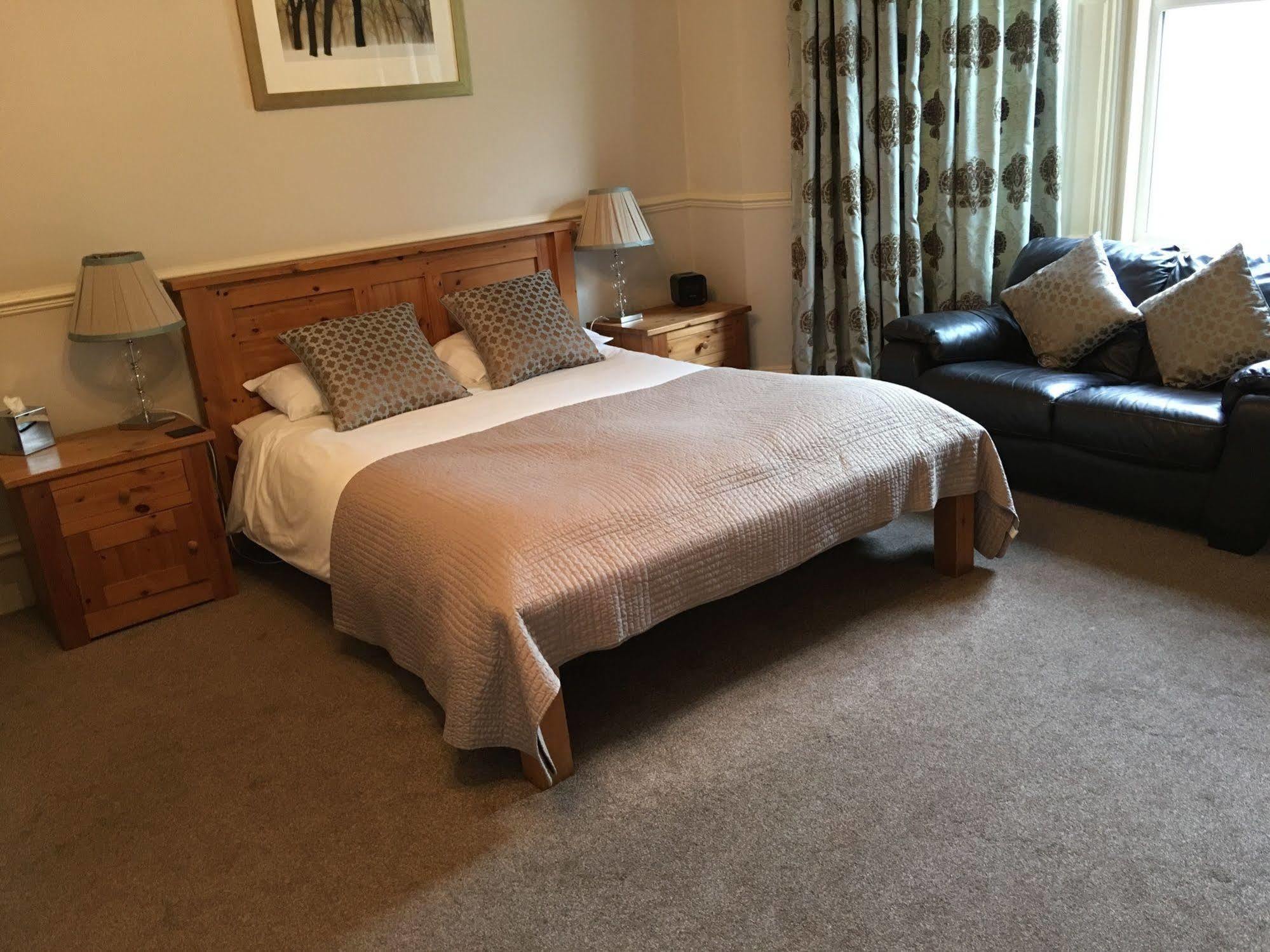 Bishops Guest Accommodation York Buitenkant foto