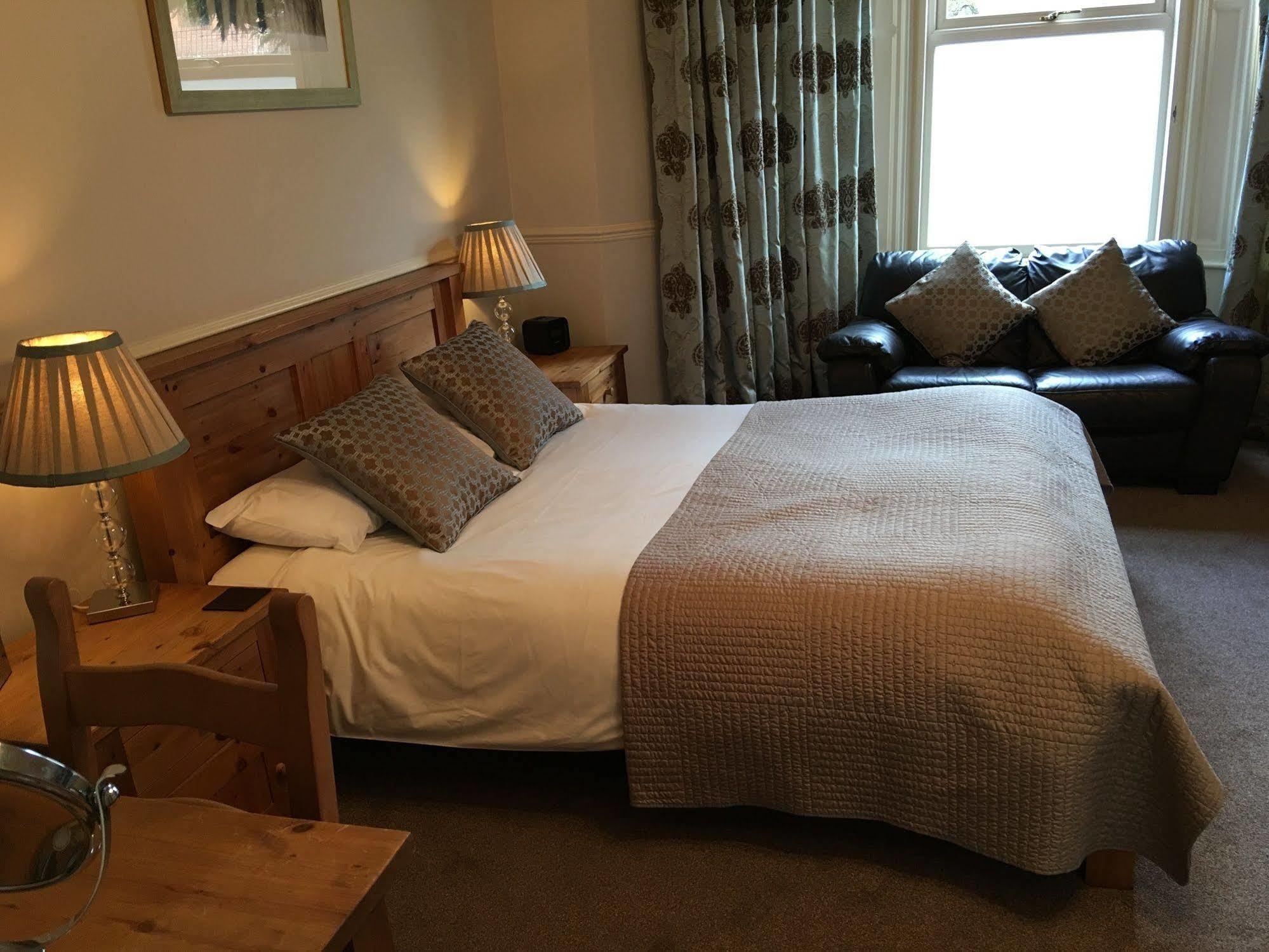 Bishops Guest Accommodation York Buitenkant foto